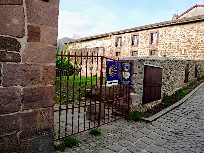 巡礼事務所パパお