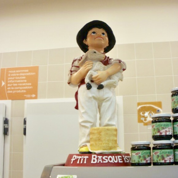 ヤギチーズバスク地方のキャラクター