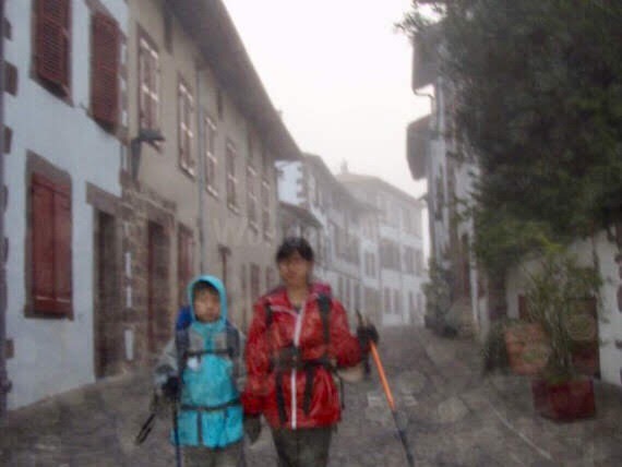 サンジャンピエドポー2人出発