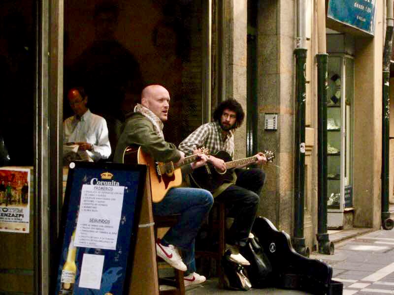 パンプローナストリート音楽