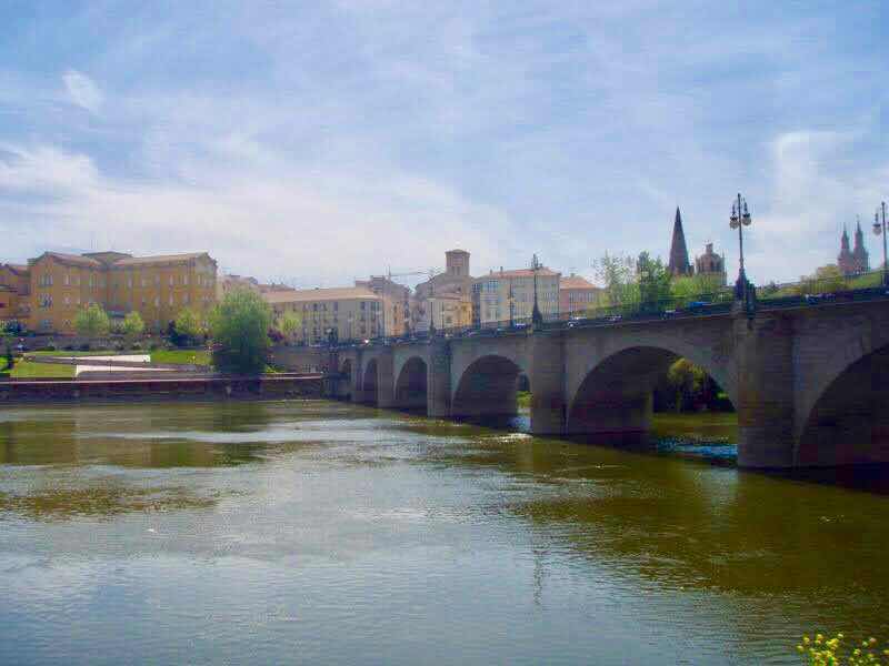 428ログローニョ橋大きい