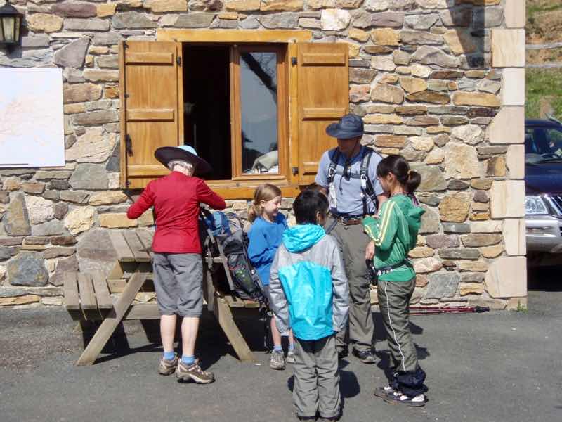 416カミーノ、サンティアゴ巡礼、ピレネー、オリソン、ジョイ家族横