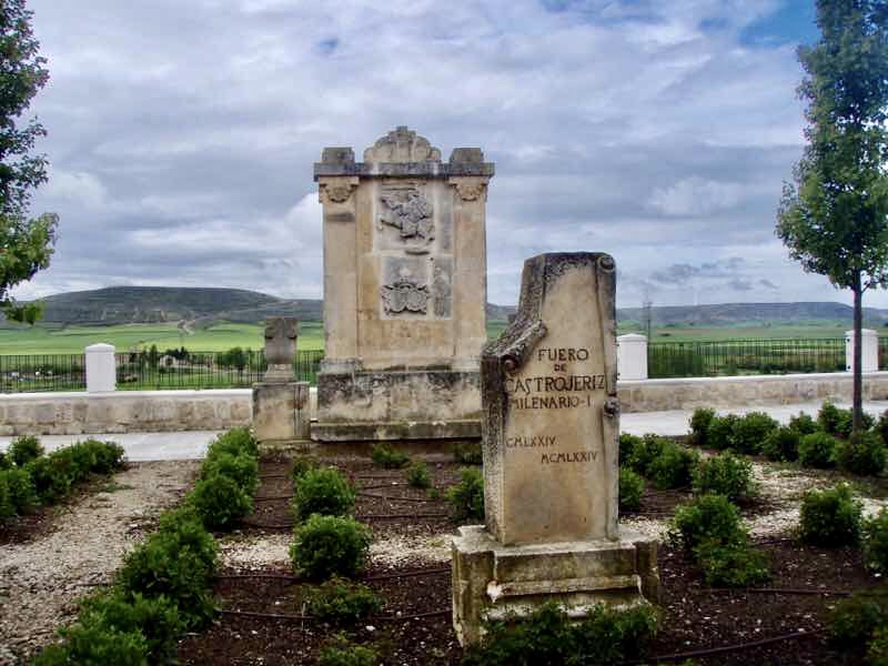 509カスティージャ、カミーノ、旅育、メセタ大地、墓