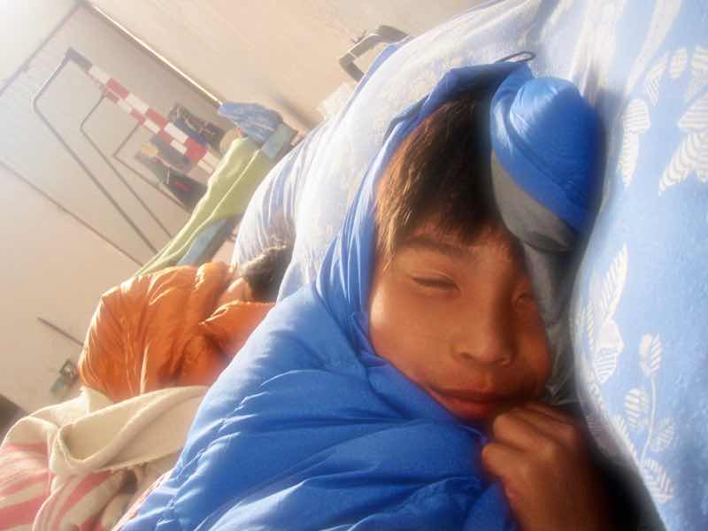 507オルニージョス、カミーノ寝袋は羽毛が最高