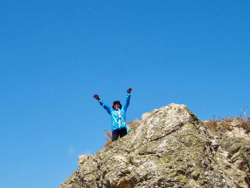 416カミーノ、サンティアゴ巡礼、ピレネー、オリソン、岩山3