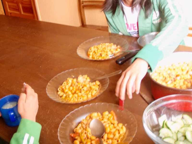 510ポブラシオン・デ・カンポス、サンティアゴ巡礼、パスタディナー