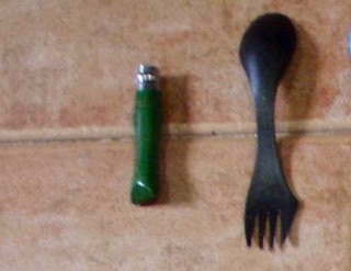 415カミーノ持ち物 ナイフ必要 サンティアゴ巡礼