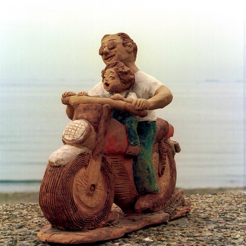 陶人形、バイクタンデム　子ども、カミーノ