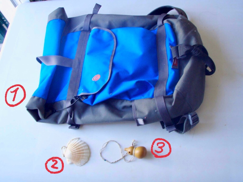 カミーノ持ち物 バックパック ホタテ貝 ひょうたん