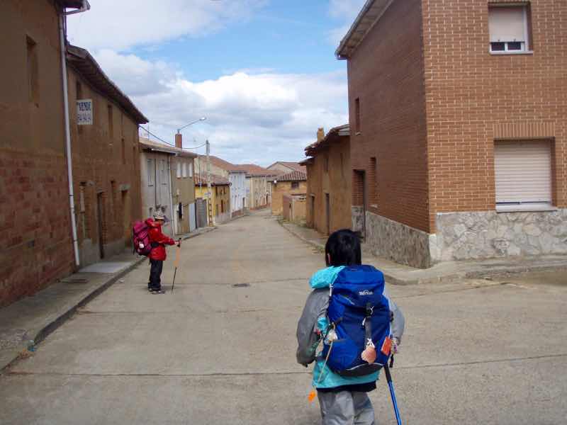 515カミーノ　マンリー　街　サンティアゴ巡礼　