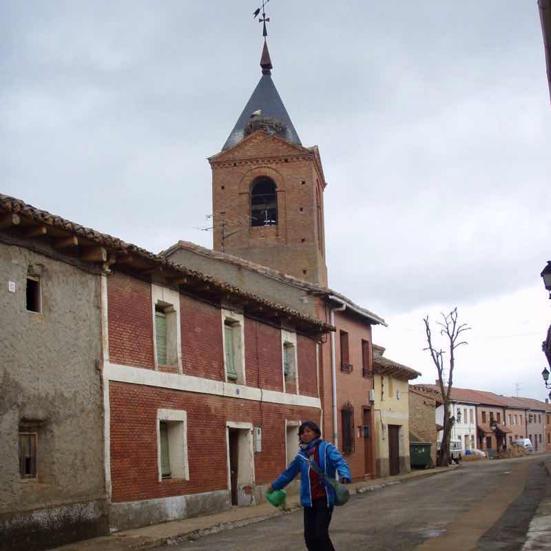 514エル・ブルゴ・ラネル カミーノLuffy 町　買い物3