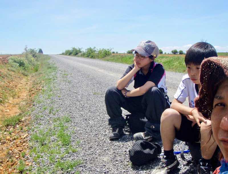 518カミーノ　マザリフェ　田舎道　12 3休憩