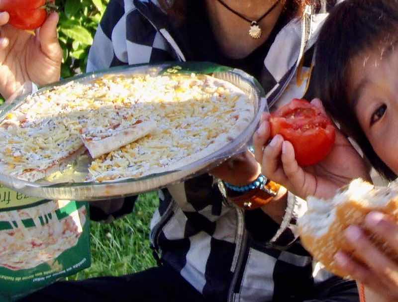 517カミーノ　leon レオン　生ピザ、メルカド買い