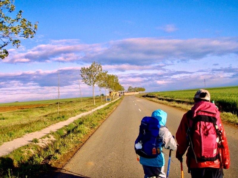 515カミーノ　マンリー　出発1 2 b青空　サンティアゴ巡礼　