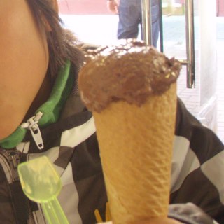 516 カミーノ サンティアゴ巡礼 レオン街 アイスクリーム