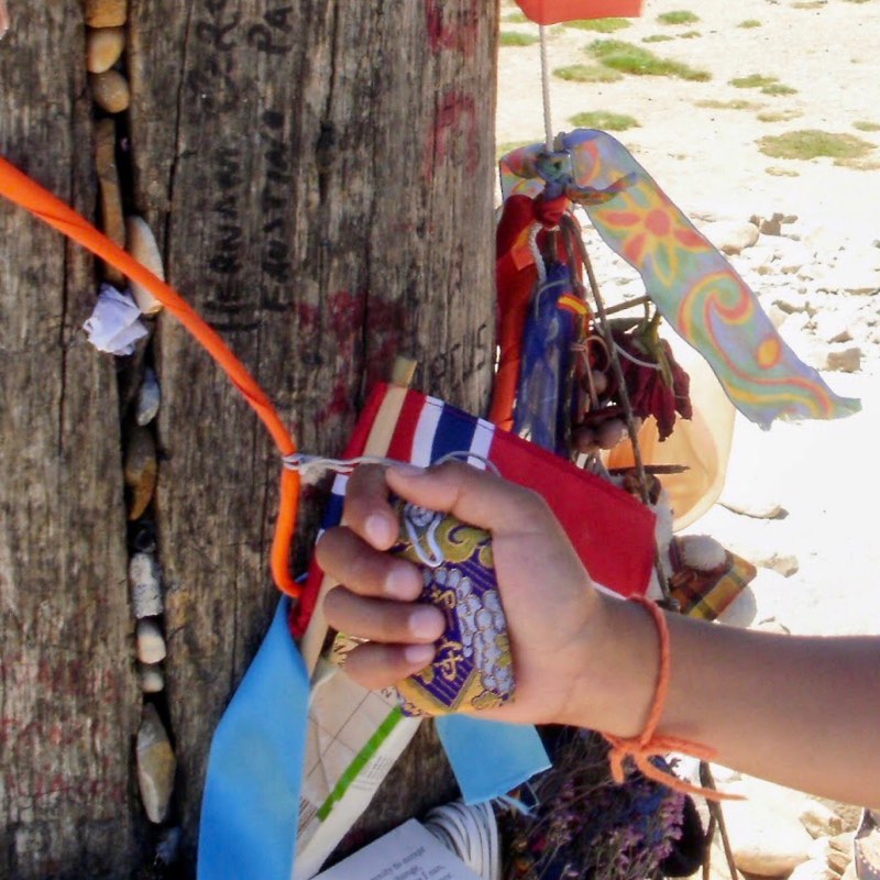 522 カミーノ マンヘリン クロスデフェロー 結び御守り