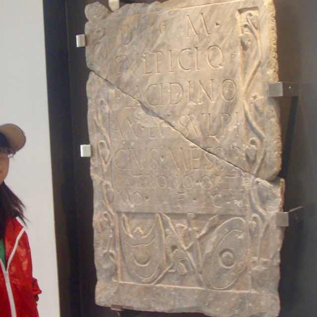 521 カミーノ　アストルガ　サンティアゴ巡礼　石博物館1