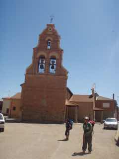 519 カミーノ オルビゴ 途中教会3鐘12