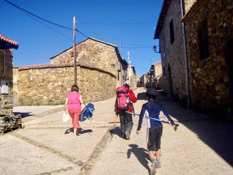 522カミーノ マンヘリン アンヘリネス 12坂道