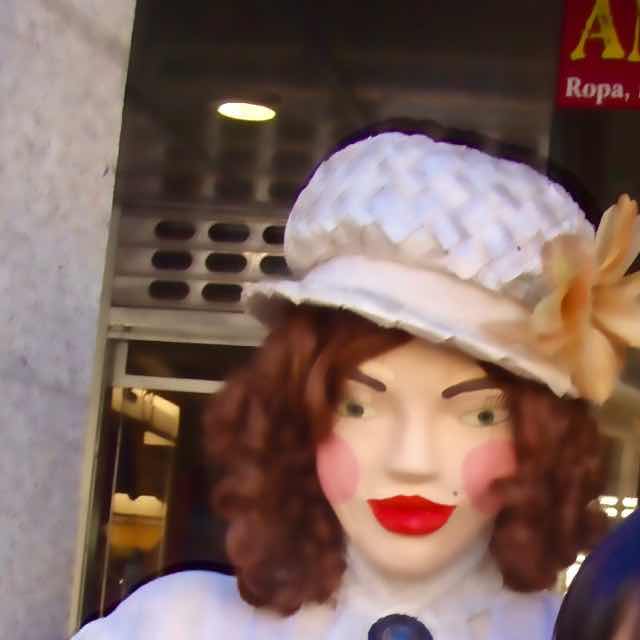 520 カミーノ アストルガ お店ディスプレイ