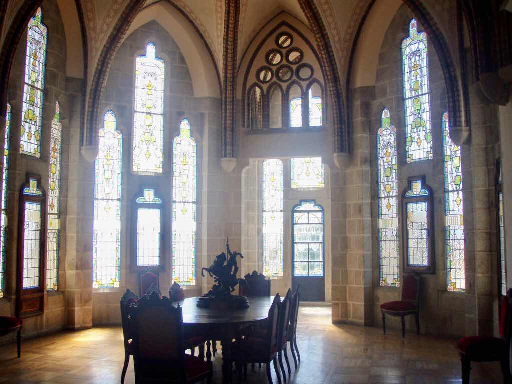 521 カミーノ　アストルガ　ガウディ教会中から　サンティアゴ巡礼　