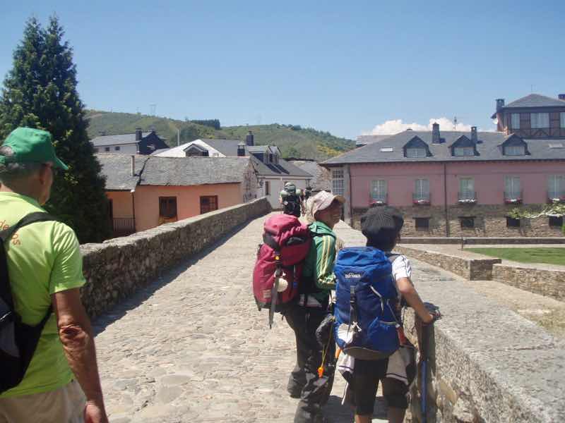 523ポンフェラーダPonferrada　カミーノ　石橋12