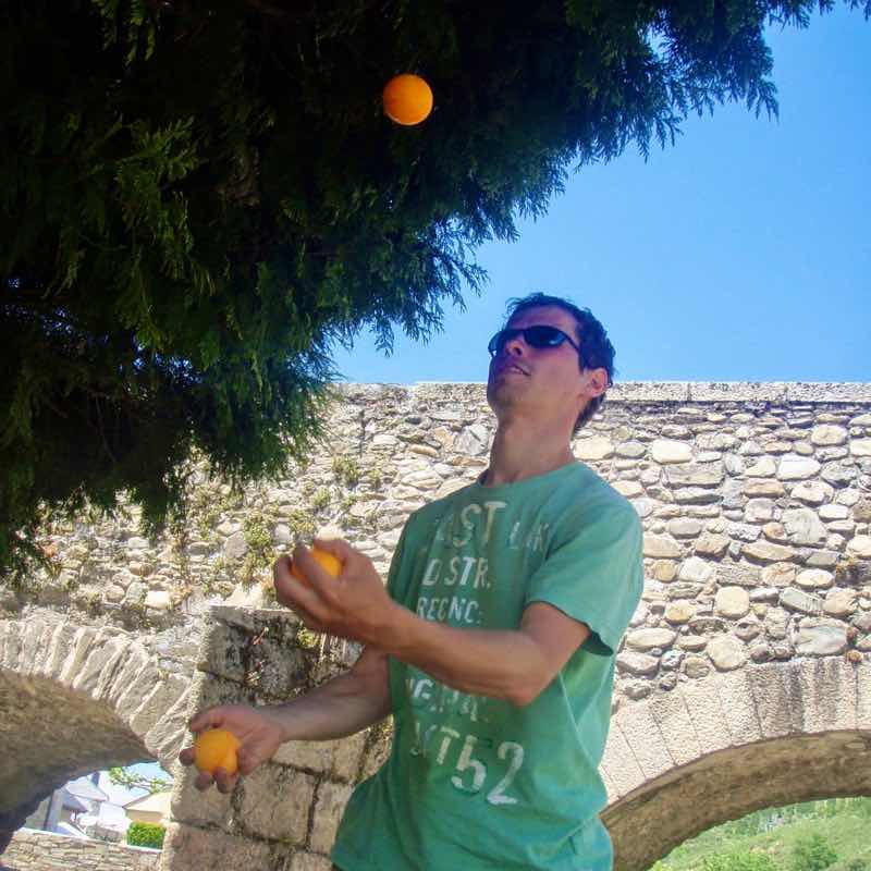 523ポンフェラーダPonferrada　カミーノ　オレンジお手玉a