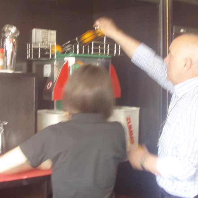 521 カミーノ　アストルガ　ズモデナランハ　おじさん　サンティアゴ巡礼　バル