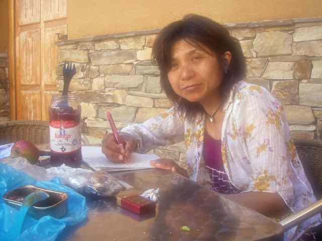 521 カミーノ サンタ・カタリナ・デ・スモザ 3日誌書く サンティアゴ巡礼