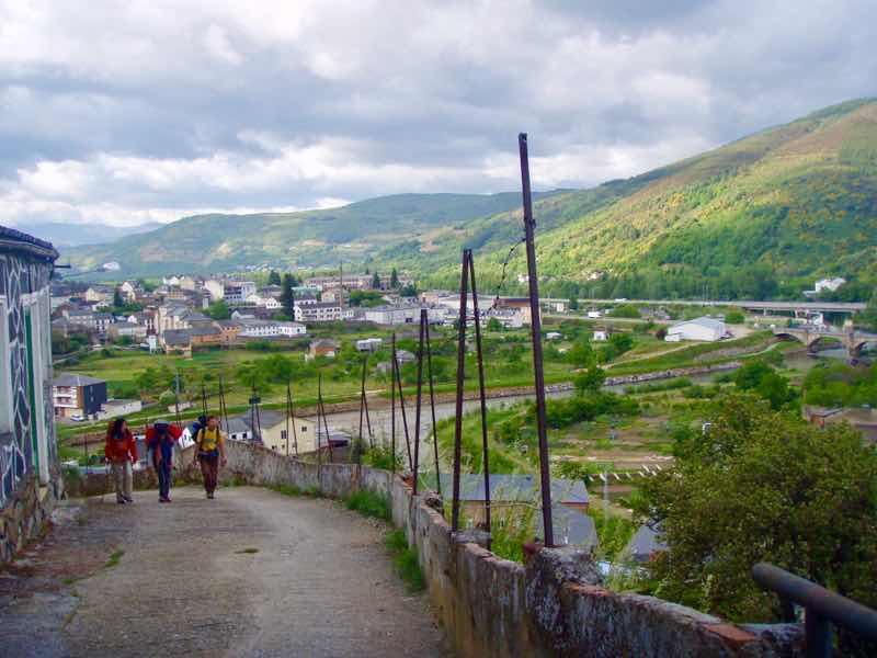 525サンティアゴ巡礼　ルイテラン　坂　CAE