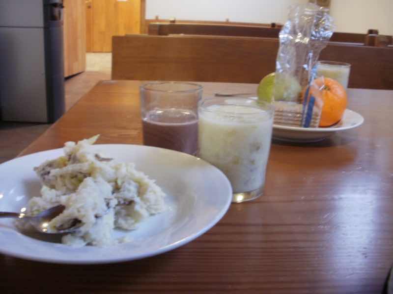 530 スペイン巡礼 サモス 朝食
