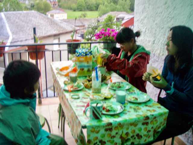 526 カミーノ　ルイテラン　朝食12E　