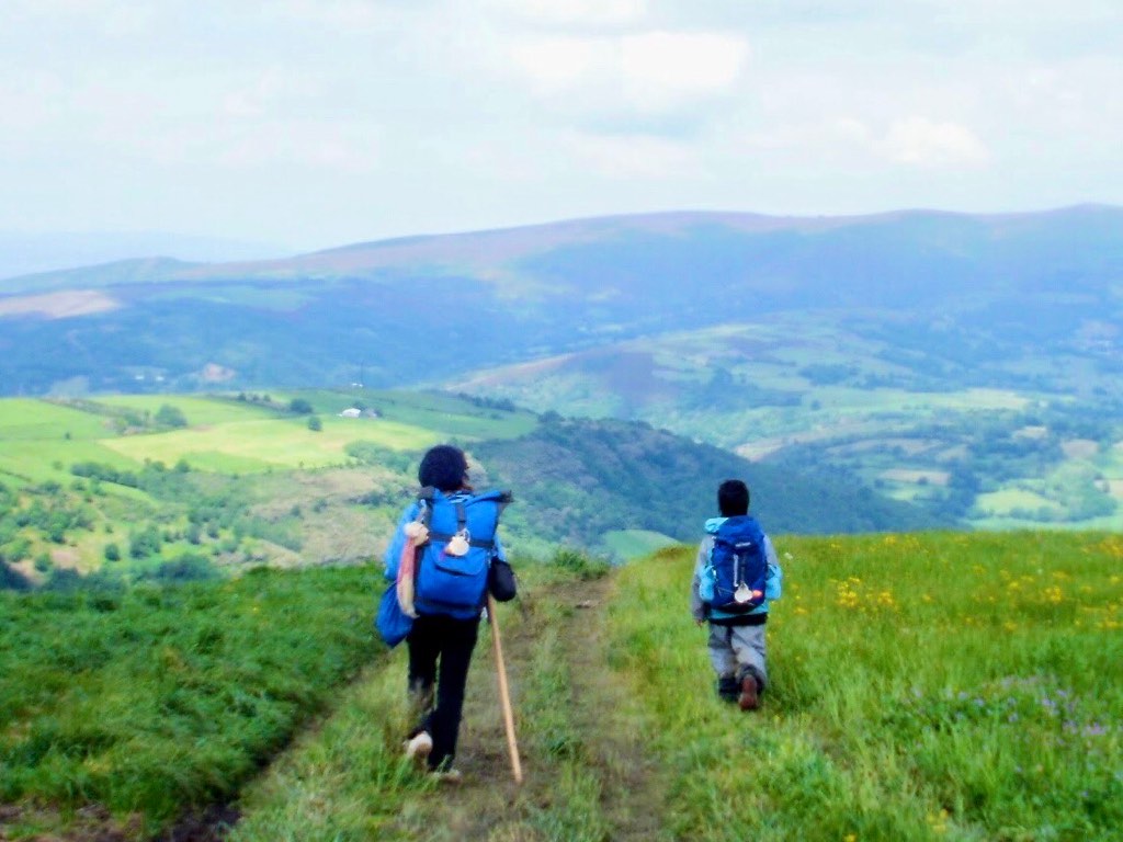 528 カミーノ　トリカステーリャ　山景色　23