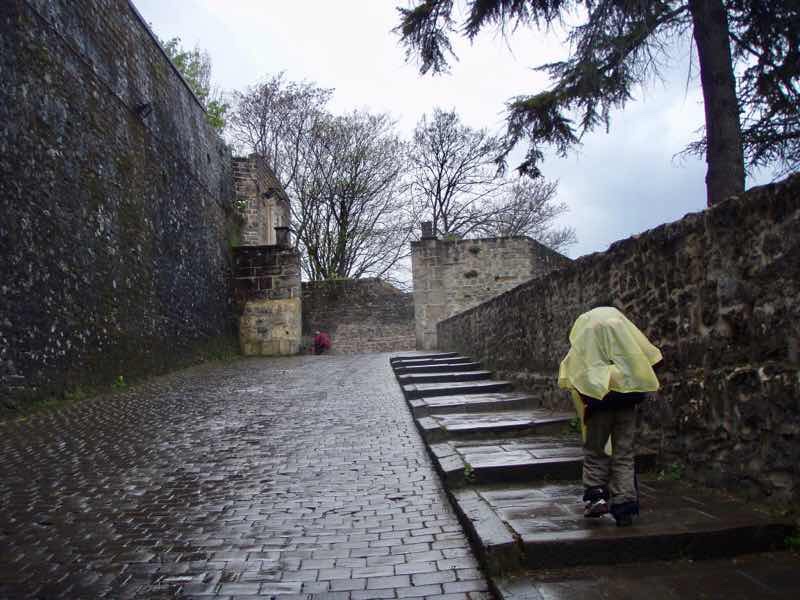 419 パンプローナ カミーノ サンティアゴ巡礼 パンプローナ 城壁入口12