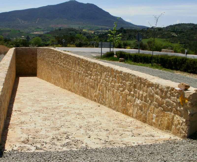 424 スペイン巡礼 エステージ トンネル右メモ