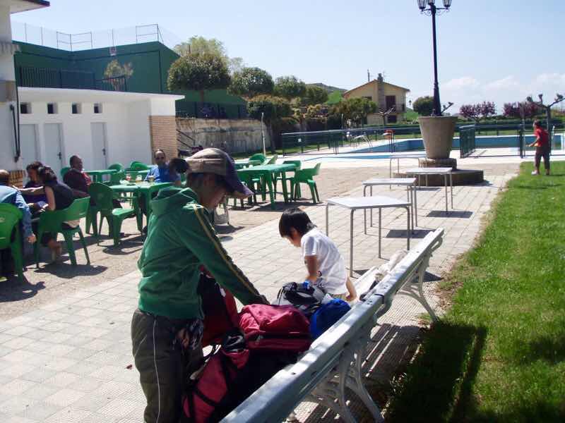 425 ロスアルコス スペイン田舎町12 バル カミーノ