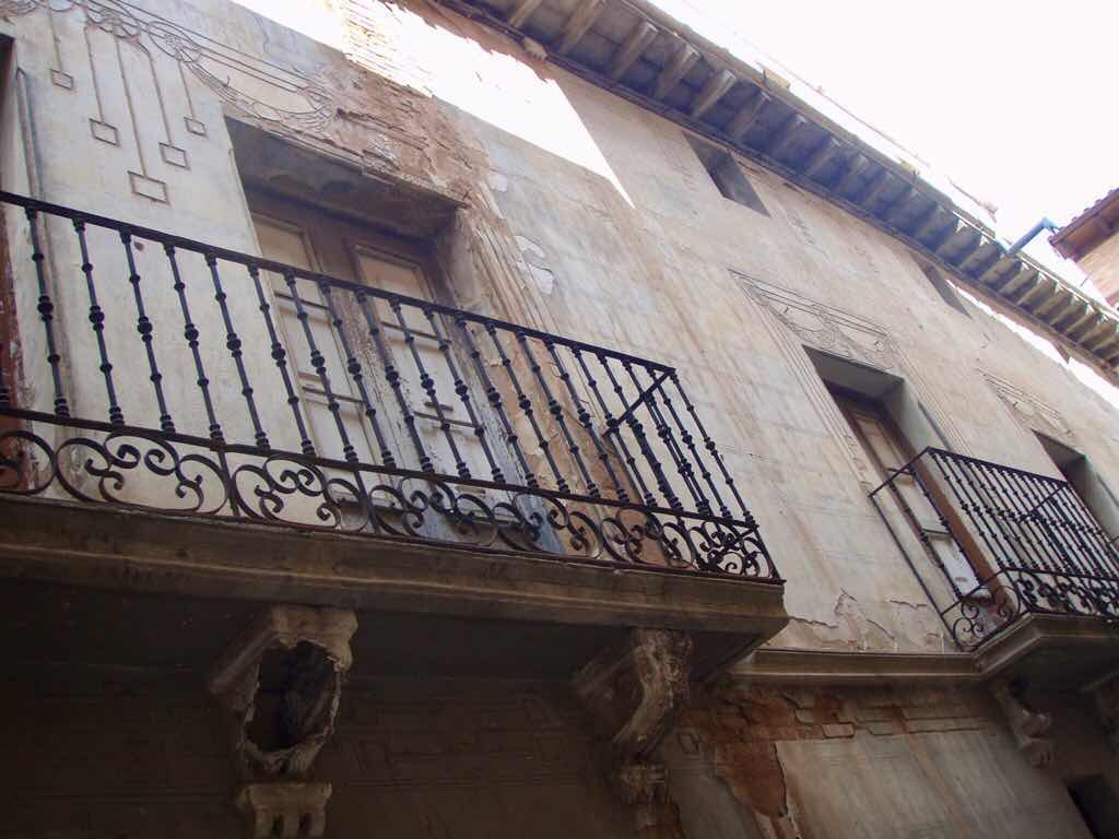 425 ロスアルコス 窓枠 スペイン カミーノ