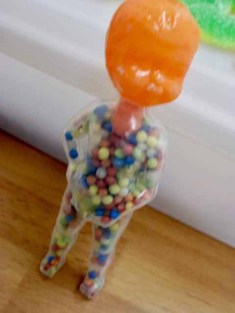 425 ロスアルコス スペイン お菓子人形 カミーノ