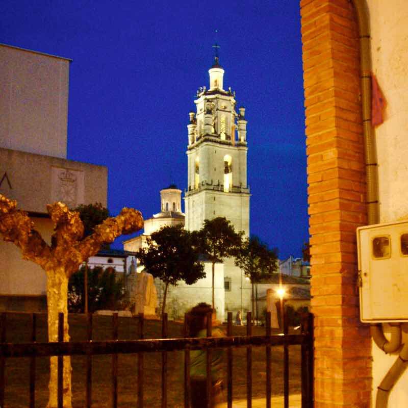 425 ロスアルコス スペイン 教会 カミーノ