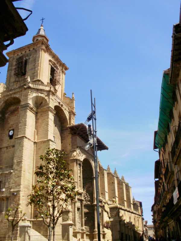 427 カミーノ　ビアナ　教会