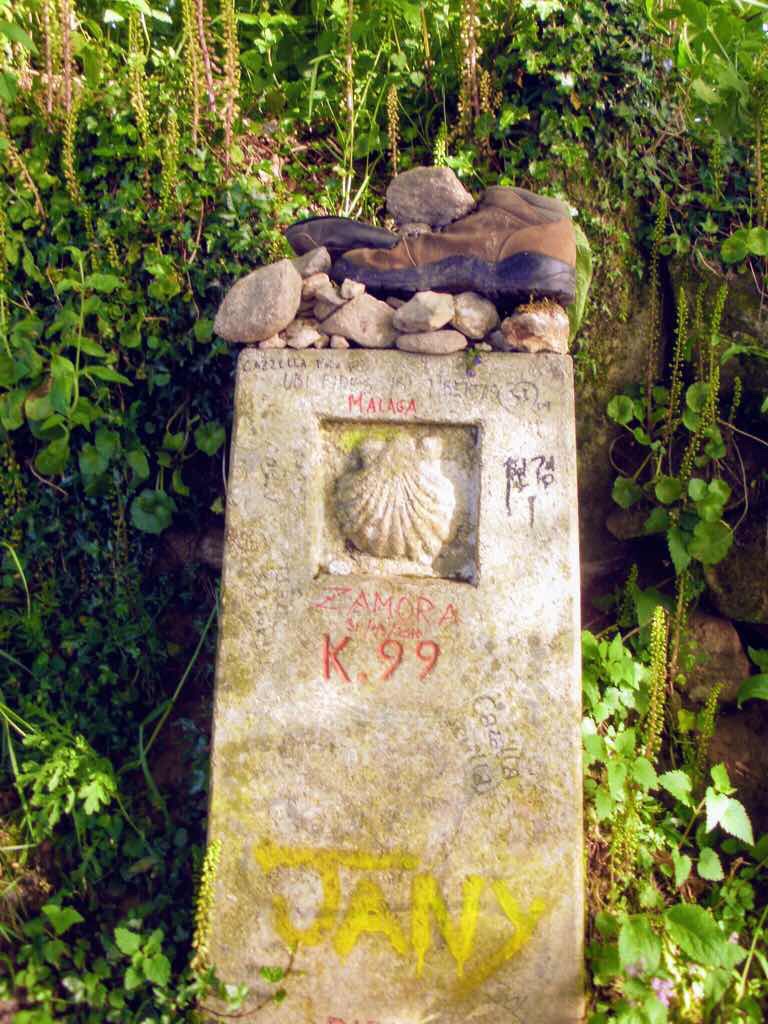 601 カミーノ caminoポルトマリンportmarin カミーノ99km石碑