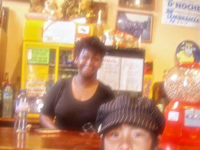 601 カミーノ caminoポルトマリンportmarin バル 水買う