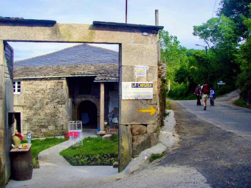 601 カミーノ caminoポルトマリンportmarin に向かう 寄付民家