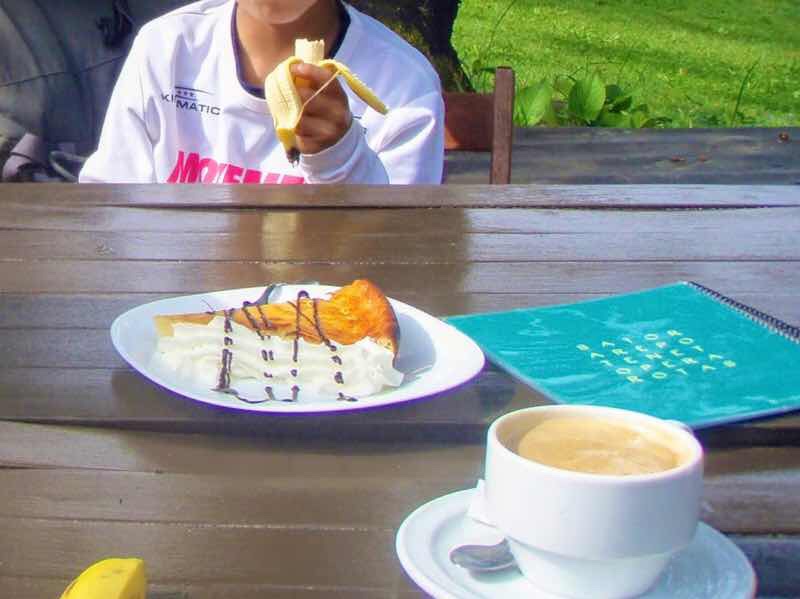 601 カミーノ　caminoポルトマリンportmarin バル　ケーキコーヒー