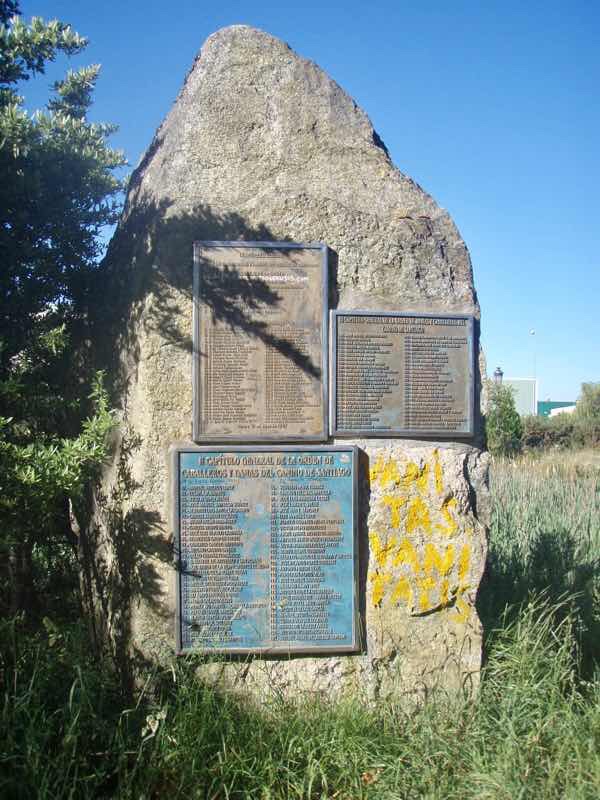 603 カミーノ リバディソ・デ・バイソ 石碑