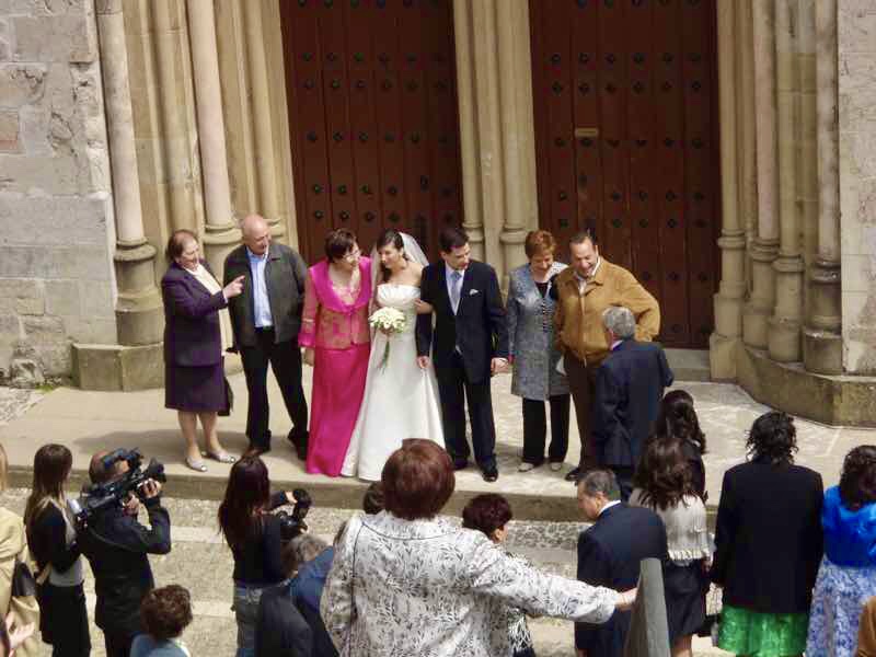 417 カミーノ スペイン巡礼 ロンセスバージェス 石の教会結婚式