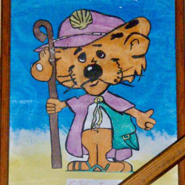 515 サンティアゴ巡礼　スペイン　camino アルベルゲ　Luffy ゆるキャラ