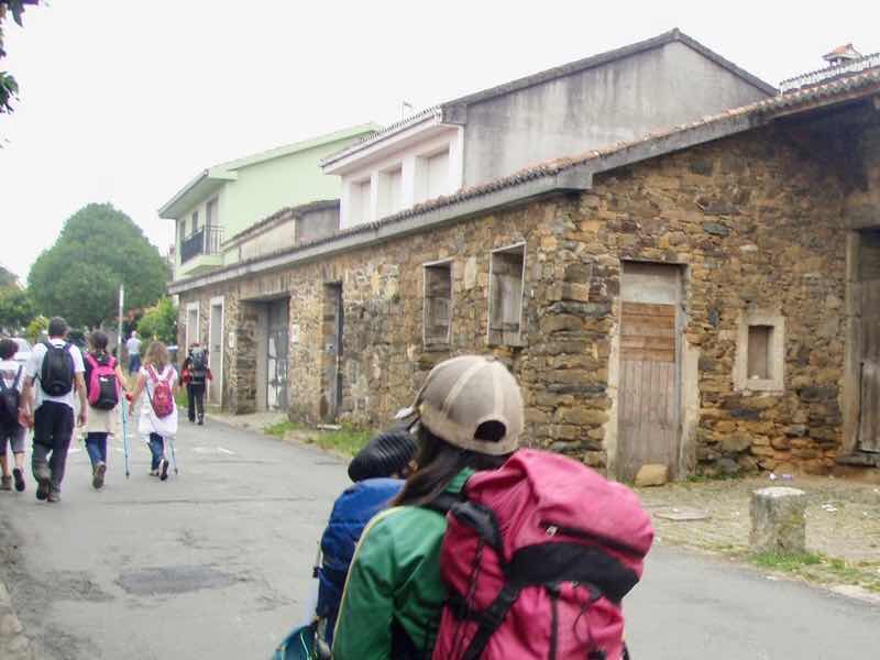 605スペイン巡礼　石造り右12　サンティアゴ Santiago