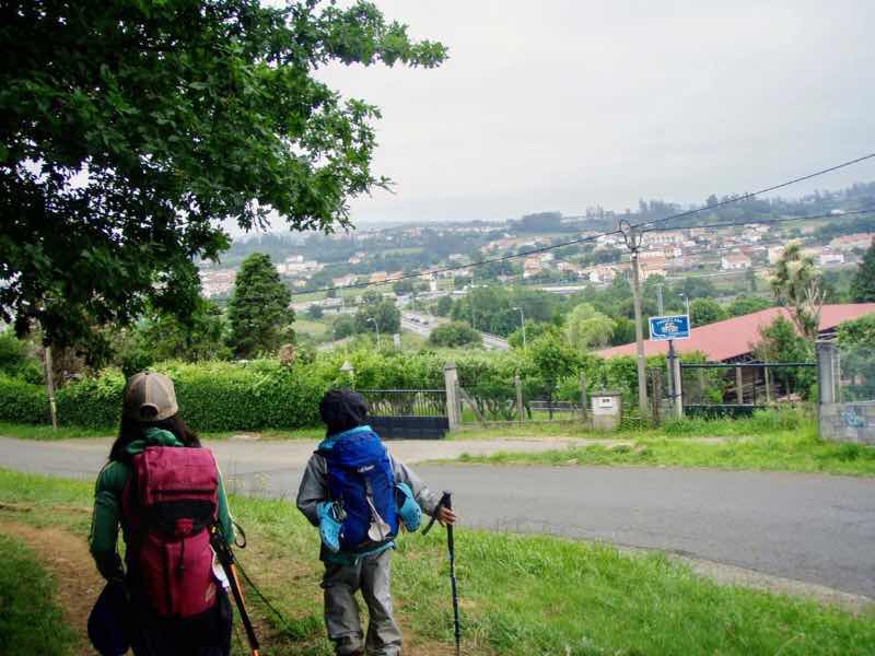 605スペイン巡礼　サンティアゴ　街並み右手12　　Santiago 街　