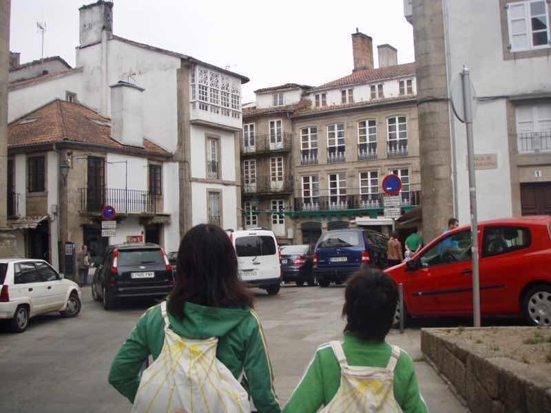 605スペイン巡礼　ホタテリュック　サンティアゴ　探索12Santiago 街　